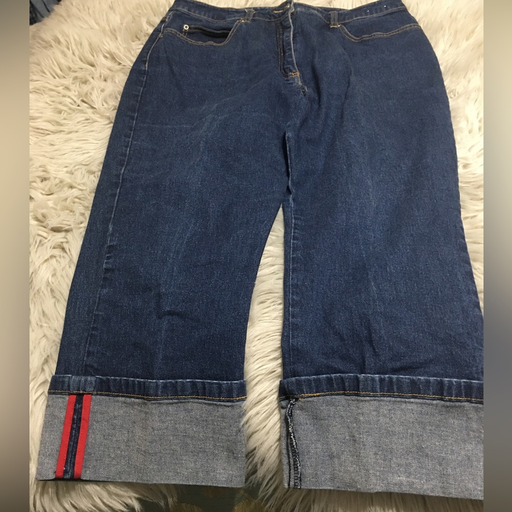 Jeans - Picture 2 of 4